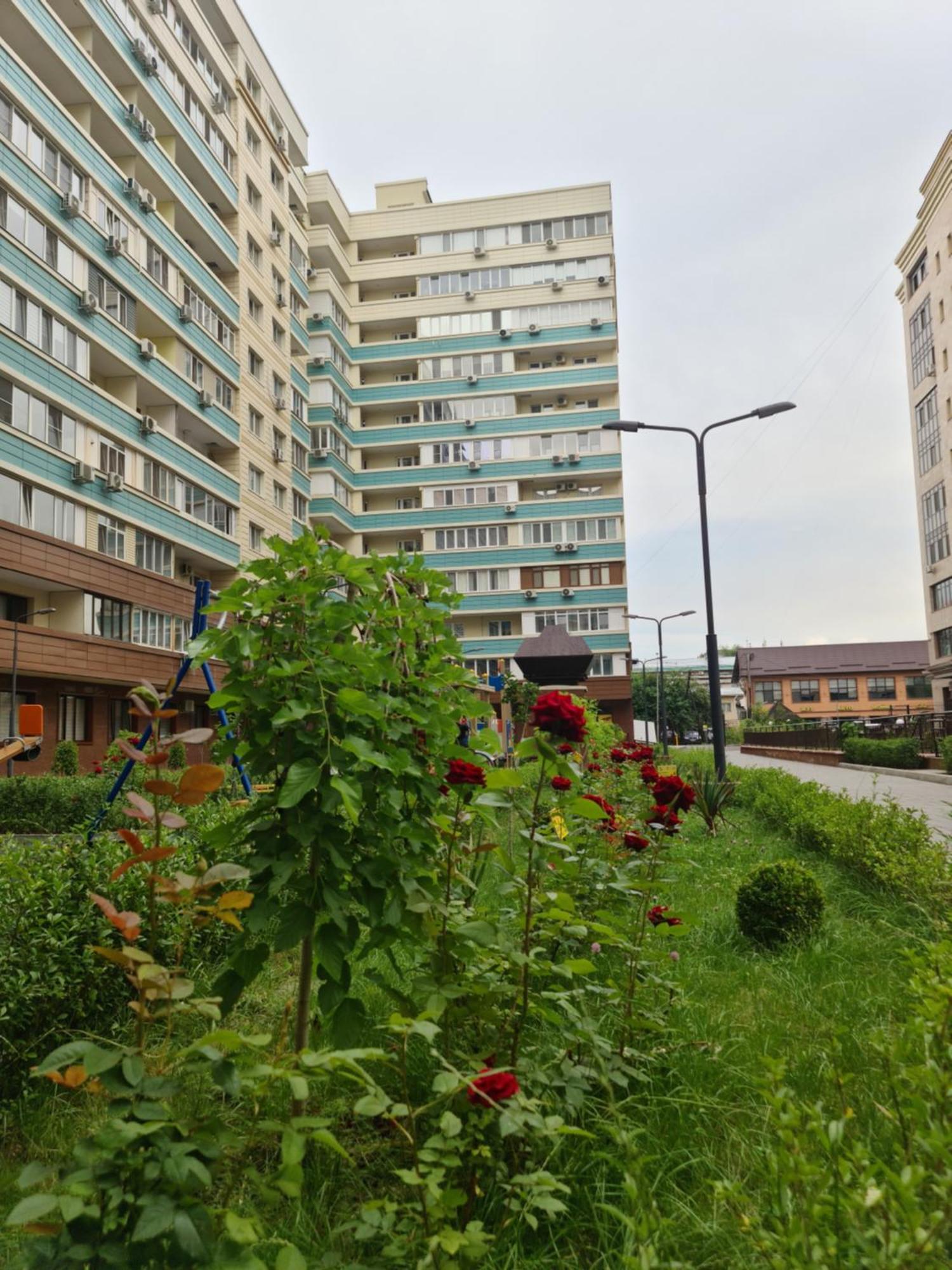 Новый Жк В Самом Центре Города Almatî Exterior foto